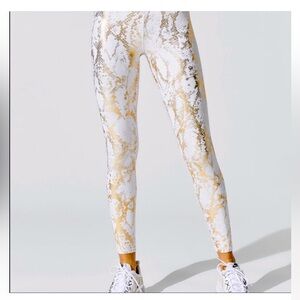 NWT- Carbon38 metallic snake high rise leggings size Medium